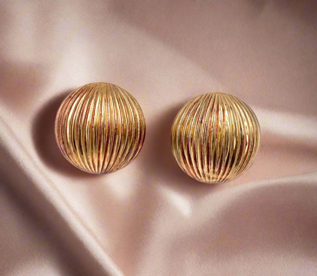 Vintage Gold 80's Circular Dome Clips