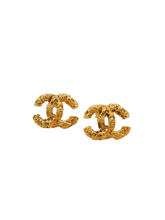chanel logo earrings 