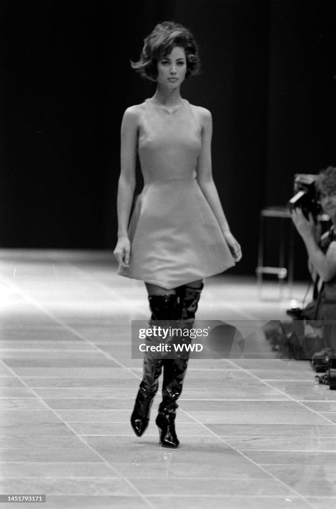 versace classic model dress VERSACE VINTAGE SEXY PLUNGING RARE RUNWAY BLUE DRESS SIZE 44 SS/2006