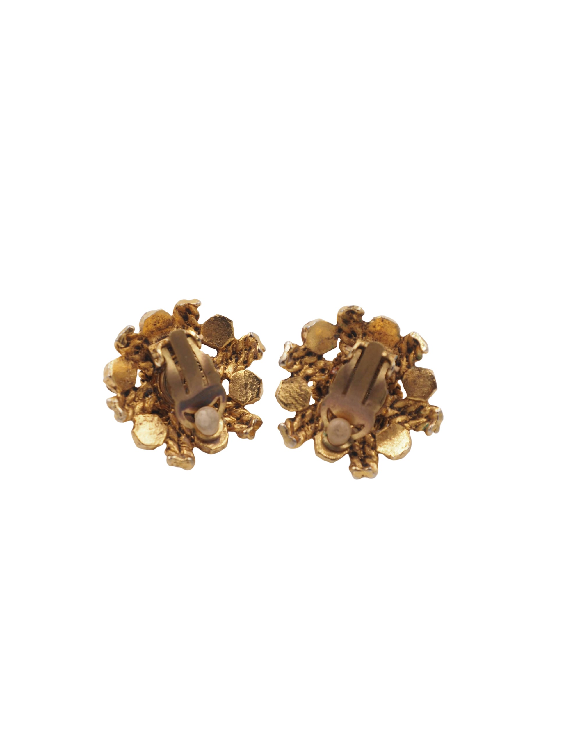 gold chanel pearl earrings 