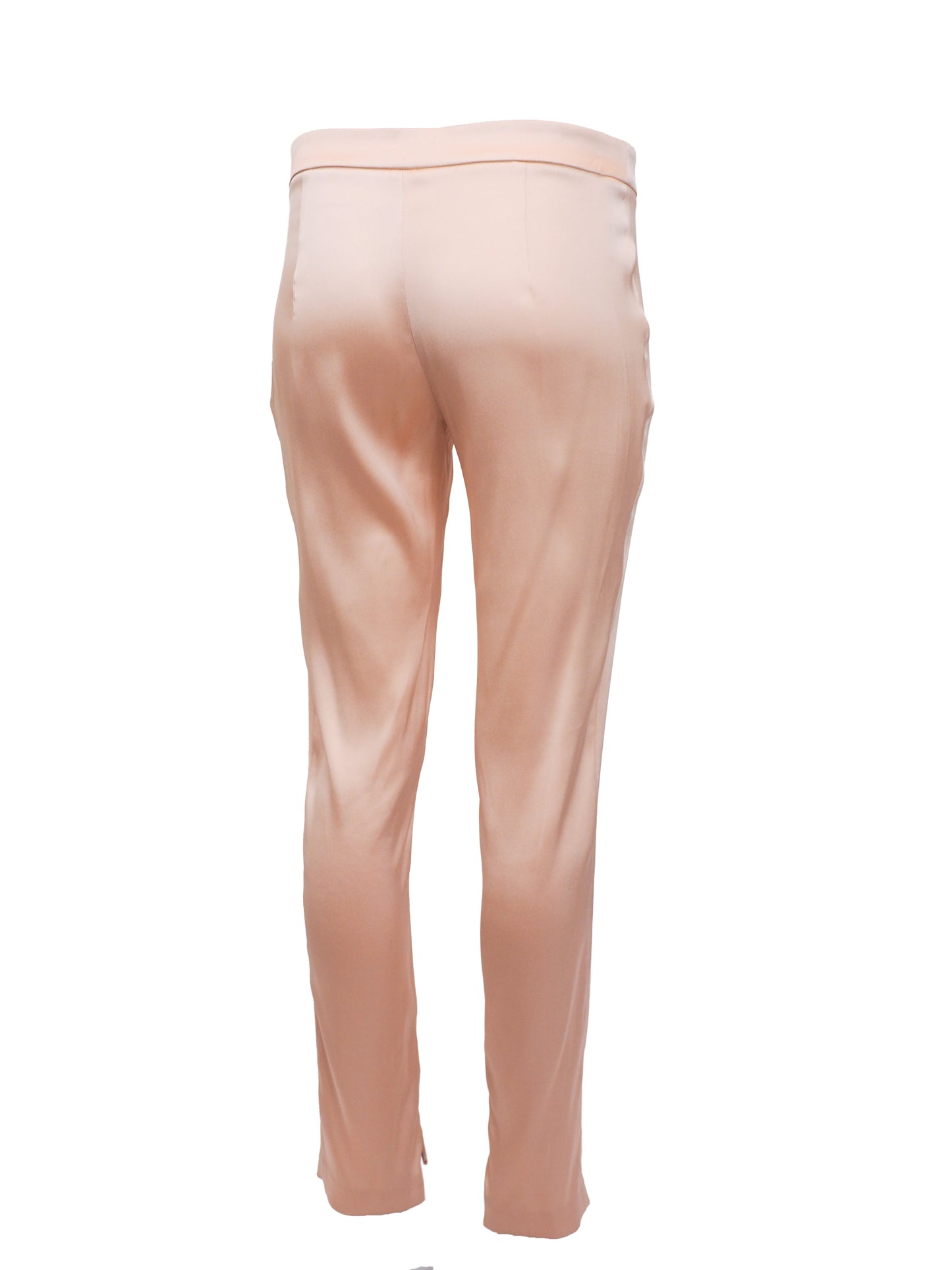 Le Perla Maps in Bloom vintage. A two-piece peach-colored satin set consisting of a sleeveless button-front top with patterned cap sleeves and matching slim trousers, shown on a plain white background.