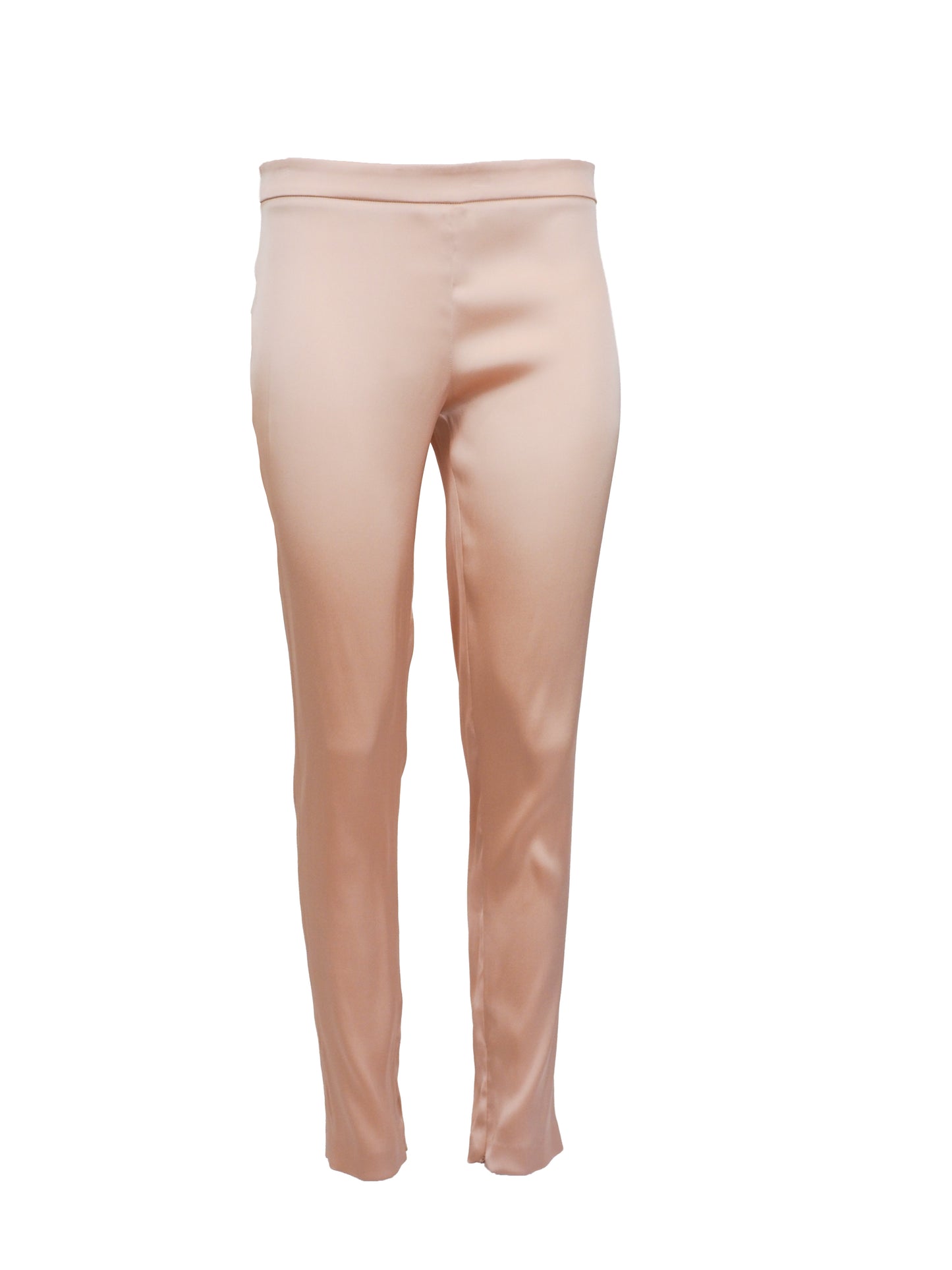 Le Perla Maps in Bloom vintage. A two-piece peach-colored satin set consisting of a sleeveless button-front top with patterned cap sleeves and matching slim trousers, shown on a plain white background.