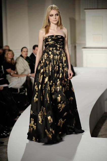 Oscar De La Renta Fall 2008 Hand Painted Black and Gold Strapless Gown