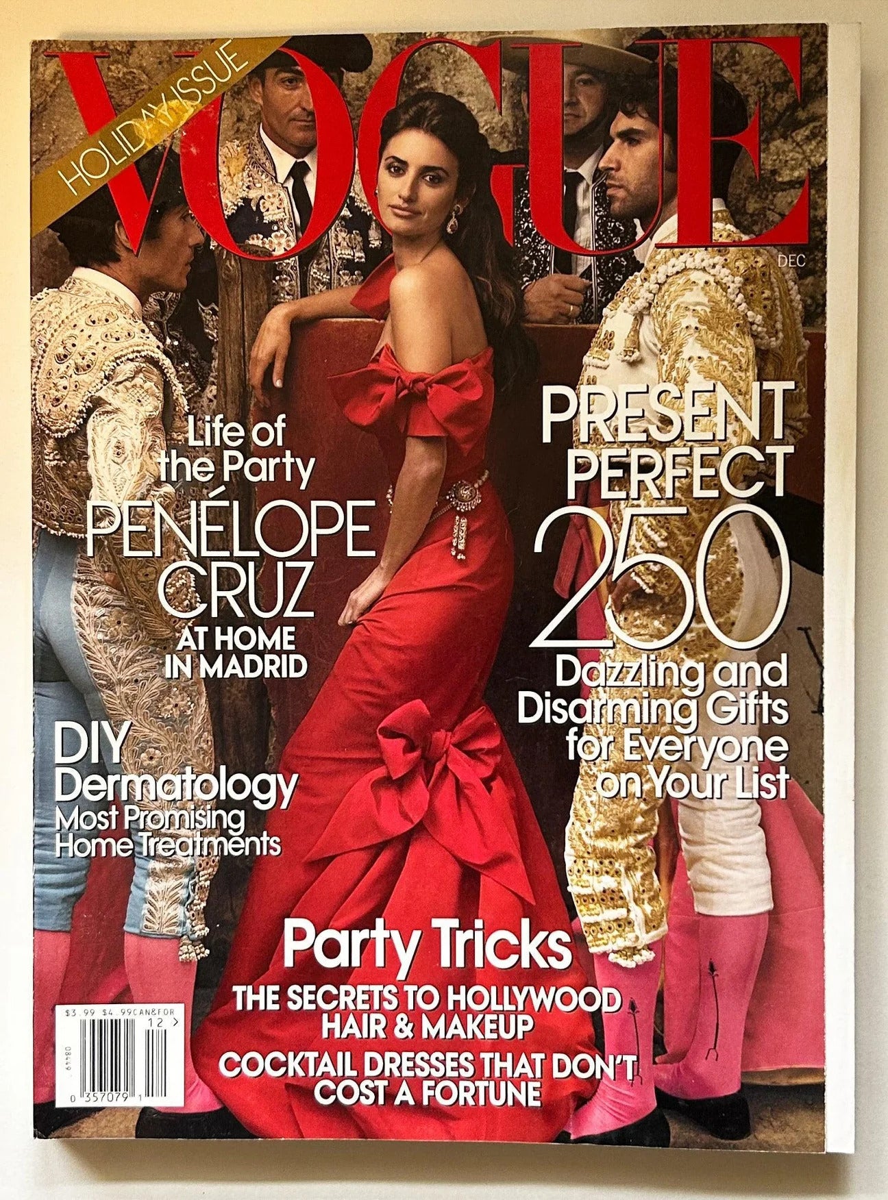 Oscar de la Renta Red Silk Faille Gown - Dec 2007 Vogue Cover