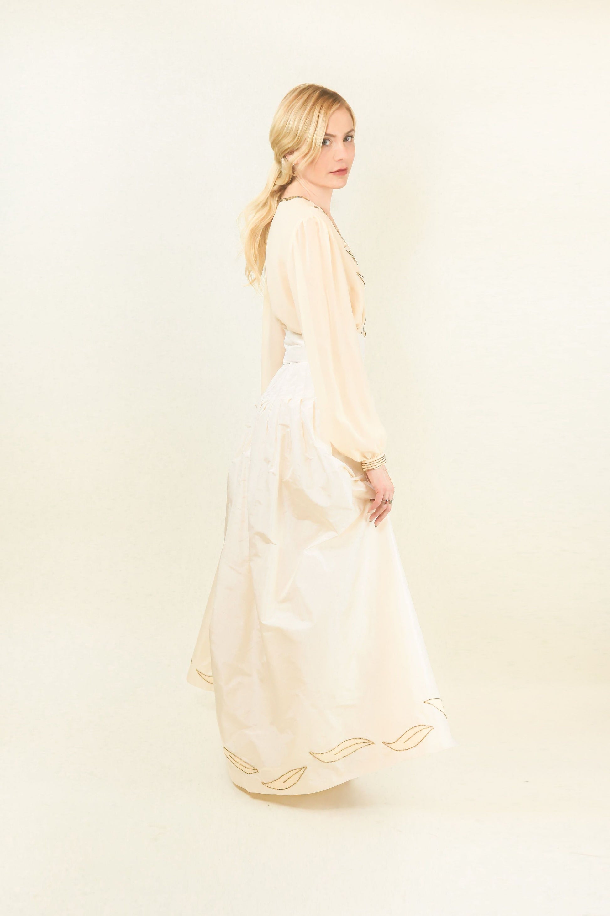 Cabale Cachet Paris Gown The Kit Vintage Cabale Cachet Paris Gown The Kit Vintage