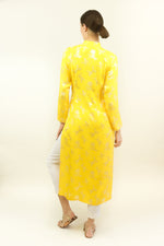 Load image into Gallery viewer, Yellow Silk Jacquard Cheongsam
