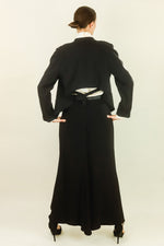 Load image into Gallery viewer, Italian Cropped Blazer
