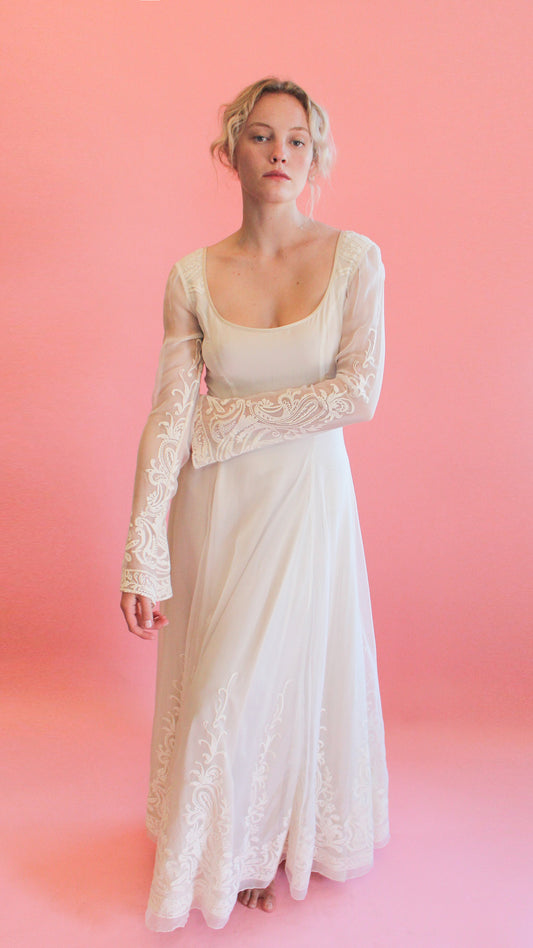 Jane Booke Embroidered White Gown - The Kit Vintage