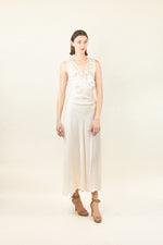 Load image into Gallery viewer, Ivory Silk and Lace Dress and Robe Set
