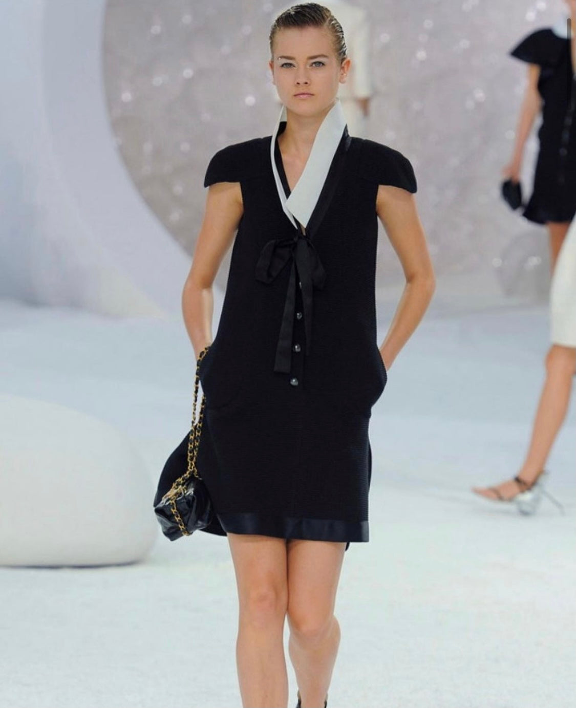 Chanel Runway CC Logo White Collar Bow Mini Dress Black White