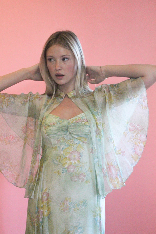 Mint Julep Floral Dress with Cape - The Kit Vintage