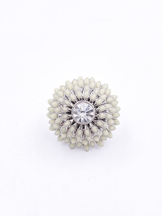 Flower Cocktail Ring - The Kit Vintage