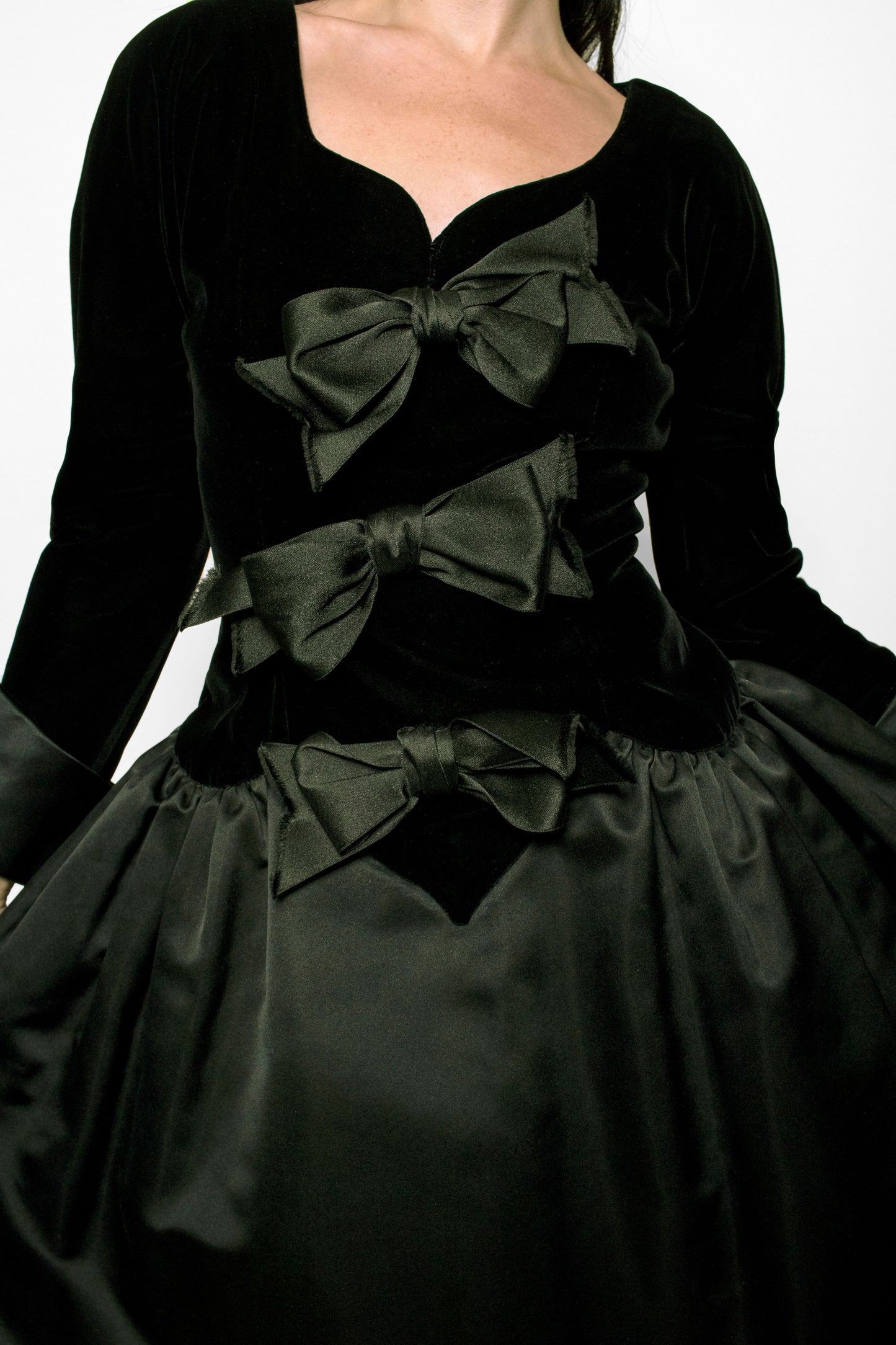 Oscar De La Renta Black Bow Cocktail Dress