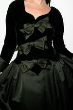Load image into Gallery viewer, Oscar De La Renta Black Bow Cocktail Dress
